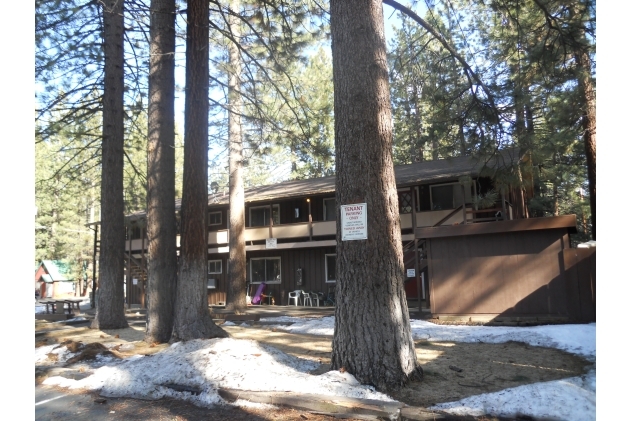 McKay Apartments in South Lake Tahoe, CA - Building Photo - Building Photo