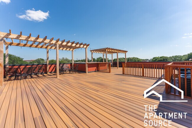 3329 N Avers Ave in Chicago, IL - Building Photo - Building Photo