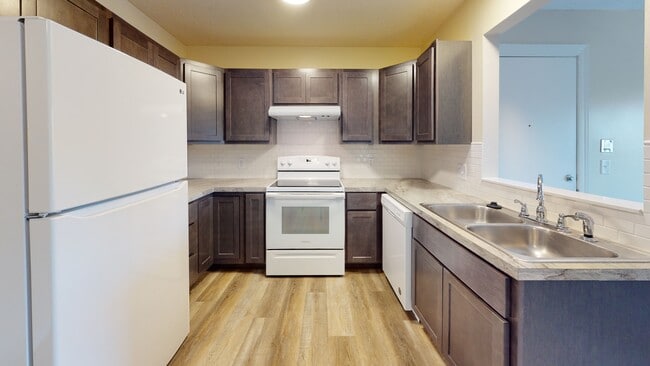 Pebble Beach in Lowell, MI - Building Photo - Building Photo