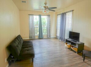 9602 Lindrith in Helotes, TX - Building Photo - Building Photo