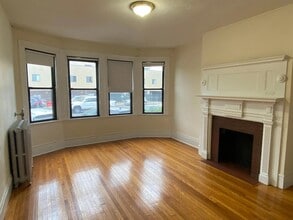 25 Brighton Ave in Boston, MA - Foto de edificio - Building Photo