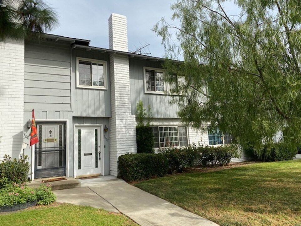 3005 Madison Ave in Fullerton, CA - Building Photo