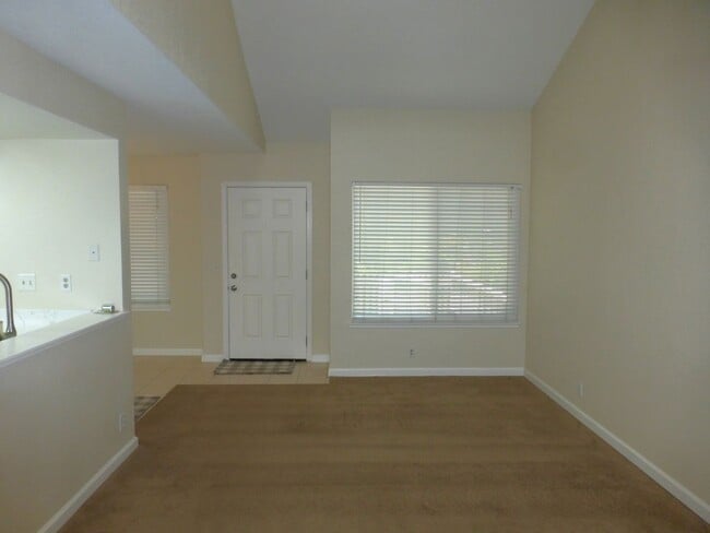 7425 Oxford Cir in Dublin, CA - Building Photo - Building Photo
