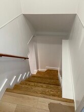 76 Lexington St, Unit Newly finished unit in Burlington, MA - Foto de edificio - Building Photo