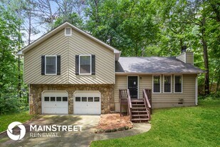 505 Wood Crest Ct in Woodstock, GA - Building Photo