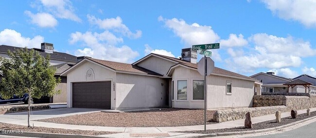 14900 Boer Trail in El Paso, TX - Foto de edificio - Building Photo