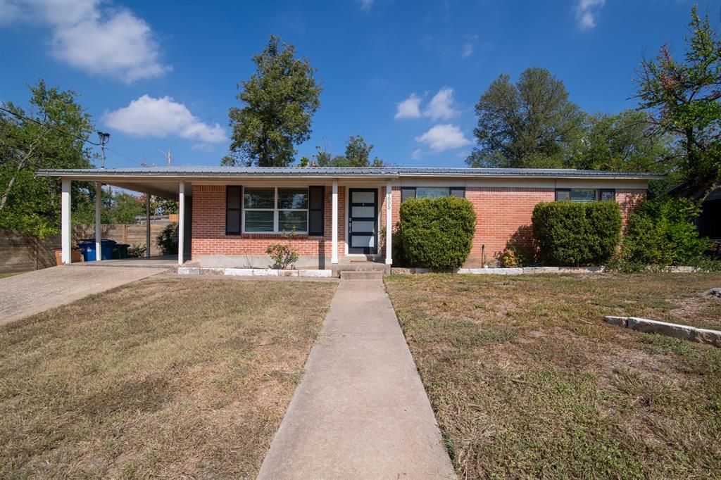 4805 Creekwood Rd in Austin, TX - Building Photo