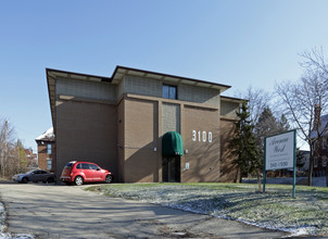 Avenue West Apartments in Milwaukee, WI - Building Photo - Building Photo