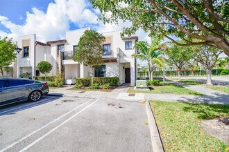 20814 NE 5th Ct in Miami, FL - Building Photo - Building Photo