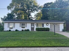 119 Wellington Dr in New Albany, IN - Building Photo