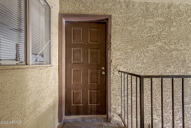 property at 461 W Holmes Ave
