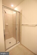 43125 Shore Square in Ashburn, VA - Building Photo - Building Photo