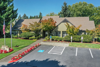 Overlook at Murrayhill Apartments in Beaverton, OR - Foto de edificio - Building Photo