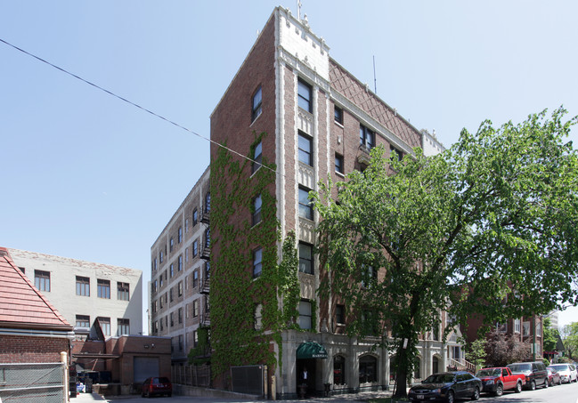 5129 S Harper Ave Apartments in Chicago, IL - Foto de edificio - Building Photo