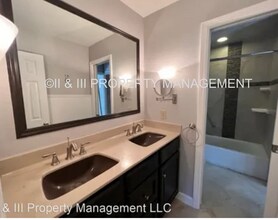 15921 W 129th St in Olathe, KS - Building Photo - Building Photo