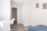 2549 N Bancroft St photo'