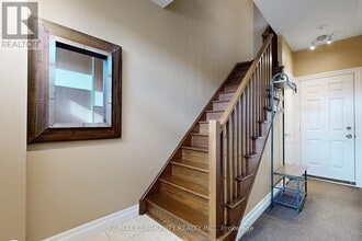 3030 Lake Shore Blvd W in Toronto, ON - Building Photo - Building Photo