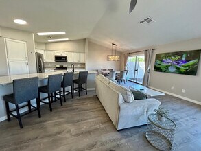 4212 E Sandia St in Phoenix, AZ - Building Photo - Building Photo