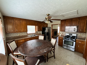 3933 Brantley Dr in Austell, GA - Building Photo - Building Photo