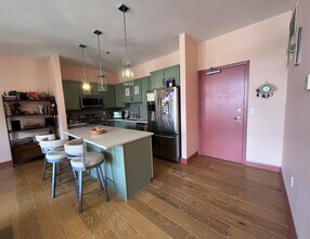 825 N 4th St, Unit 306 in Columbus, OH - Building Photo - Building Photo