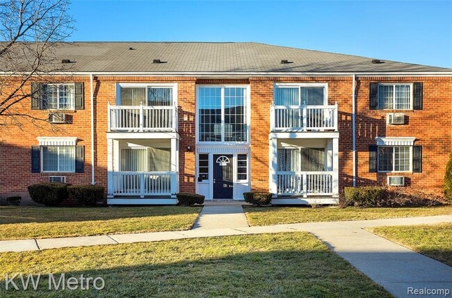 property at 2425 Torquay Ave