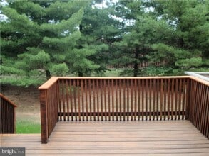 404 Hopkins Ct in North Wales, PA - Building Photo - Building Photo