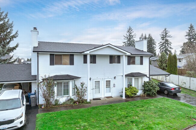 I Street Apartments in Auburn, WA - Building Photo - Primary Photo