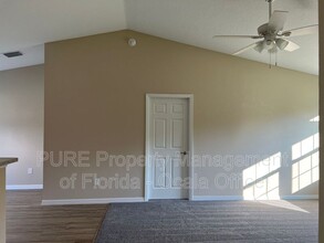 8 Malauka Terrace in Ocklawaha, FL - Building Photo - Building Photo