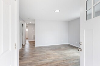 6900 Seaver Dr NW in Knoxville, TN - Building Photo - Building Photo