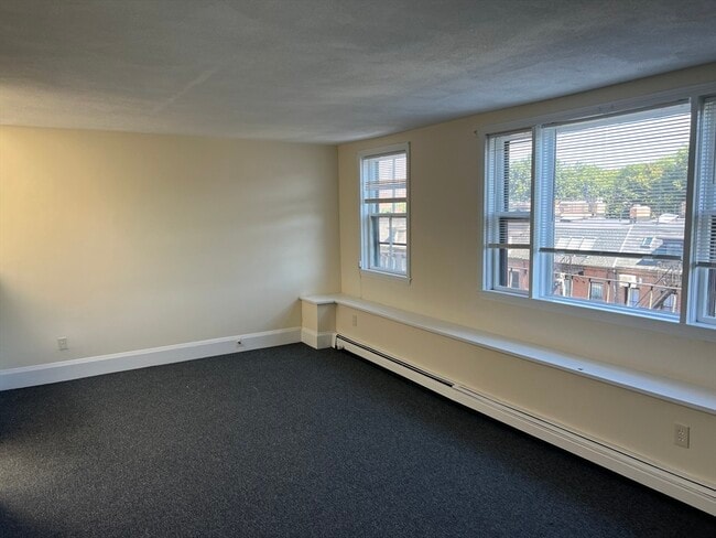 674 Massachusetts Ave in Boston, MA - Building Photo - Building Photo