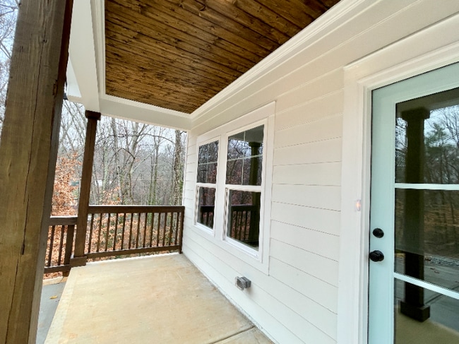 5245 Virginia Ave in Cumming, GA - Building Photo - Building Photo