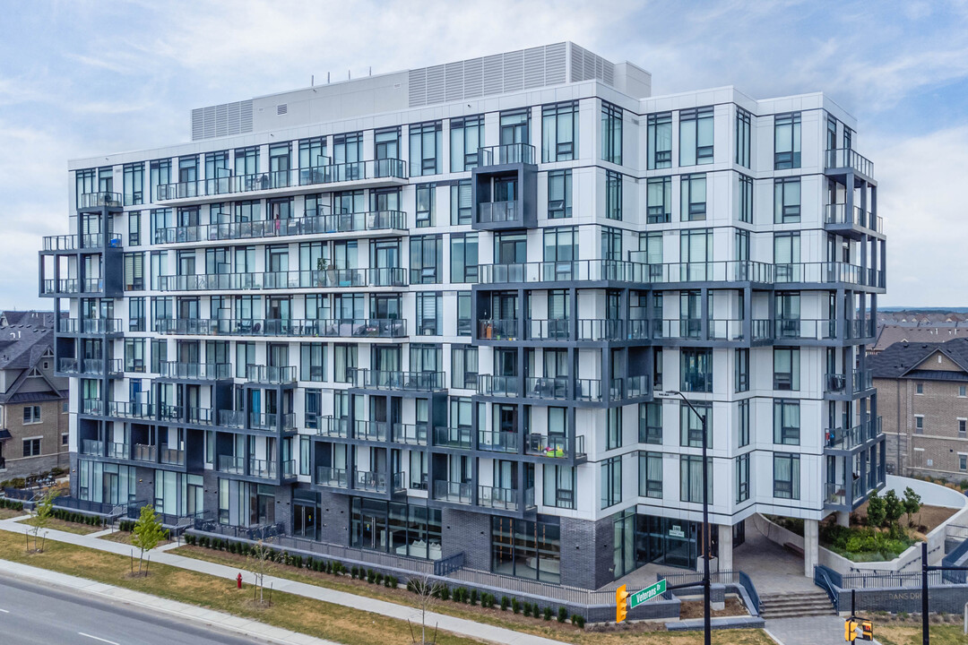 M Condos in Brampton, ON - Building Photo