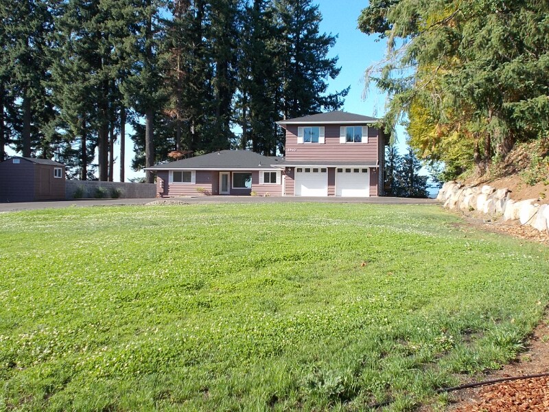 39601 Scenic St-Unit -39601-B in Sandy, OR - Building Photo