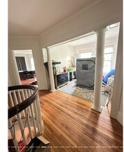 27 Orkney Rd, Unit 2 in Boston, MA - Foto de edificio - Building Photo