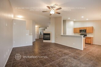 1424 Laughing Larkspur Ave in North Las Vegas, NV - Building Photo - Building Photo