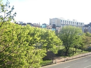 471 Commonwealth Ave, Unit 4F in Boston, MA - Building Photo - Building Photo