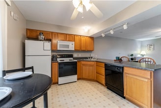 1080 Willowdale Rd in Morgantown, WV - Building Photo - Building Photo