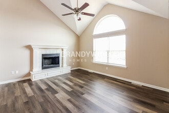 1205 Deena St in Pleasant Hill, MO - Building Photo - Building Photo