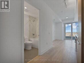 36 Olive Ave in Toronto, ON - Building Photo - Building Photo