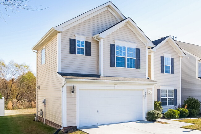 10321 Samuels Way Dr in Huntersville, NC - Building Photo - Building Photo