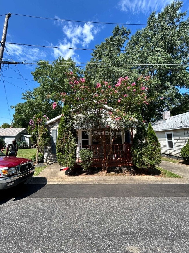177 S Maple St in Mooresville, NC - Building Photo - Building Photo