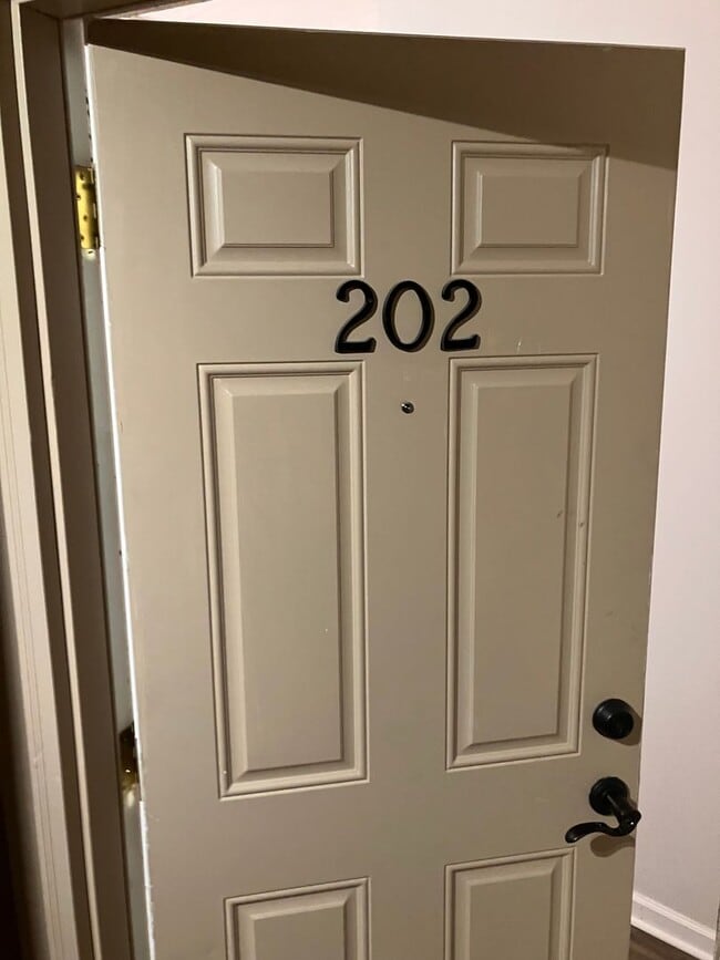 111 N Spring St in Tupelo, MS - Building Photo - Building Photo