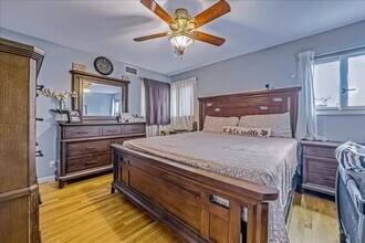 70 Pickwick Dr N in Hicksville, NY - Building Photo - Building Photo