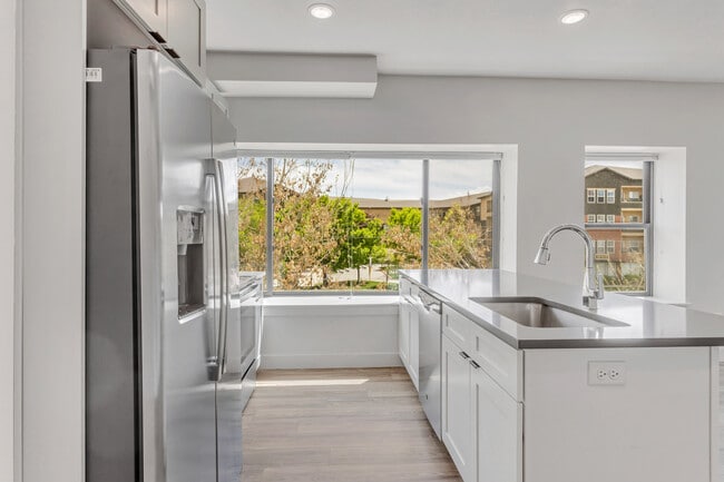 606 W North Temple St