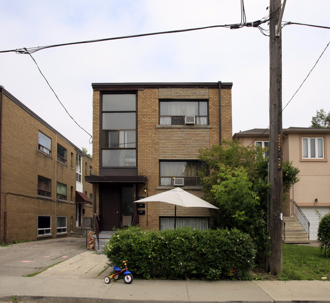 101 16th St in Toronto, ON - Building Photo - Building Photo