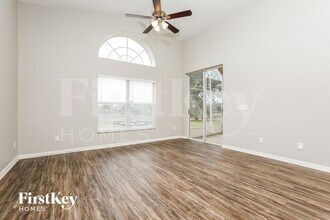 7616 Country Run Pkwy in Orlando, FL - Building Photo - Building Photo