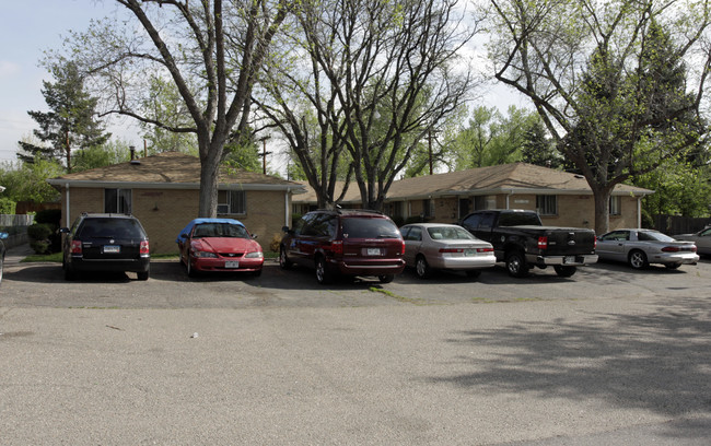 Eighth Place in Lakewood, CO - Foto de edificio - Building Photo