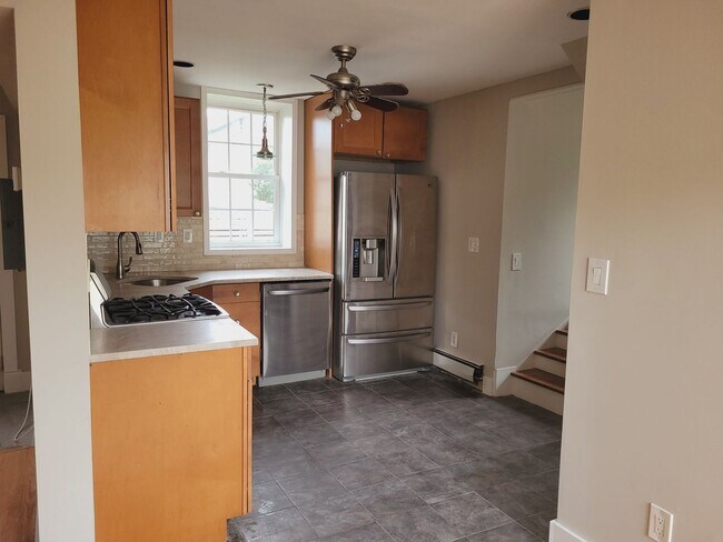27-29-29 Highland Ave in Leonardo, NJ - Building Photo - Building Photo