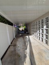 801 NE 5th St in Hallandale Beach, FL - Building Photo - Building Photo