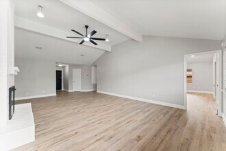 1111 Tanglewild Ln in Richmond, TX - Building Photo - Building Photo